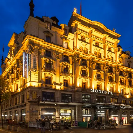 Monopol Hotell