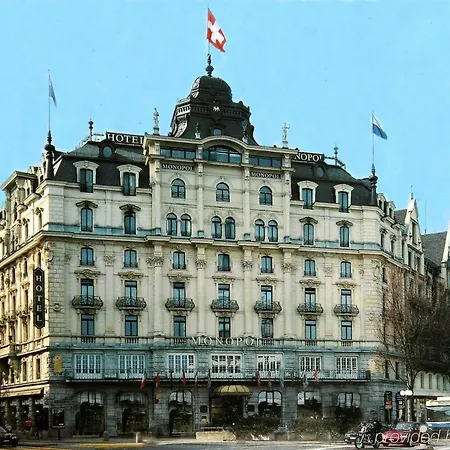 Monopol Hotell 4*
