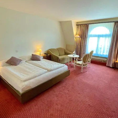 Hotel Monopol 4*
