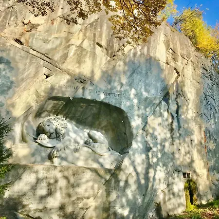Monopol Отель