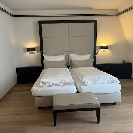 Monopol Готель Lucerne